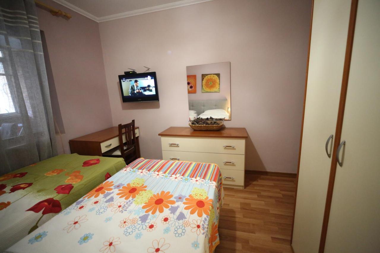 Eos Apartment ติรานา ภายนอก รูปภาพ