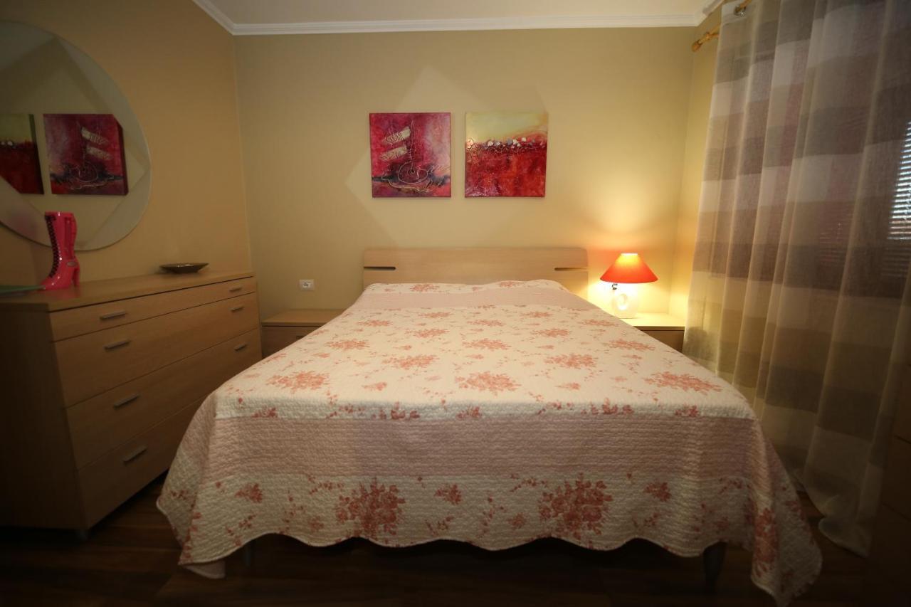 Eos Apartment ติรานา ภายนอก รูปภาพ