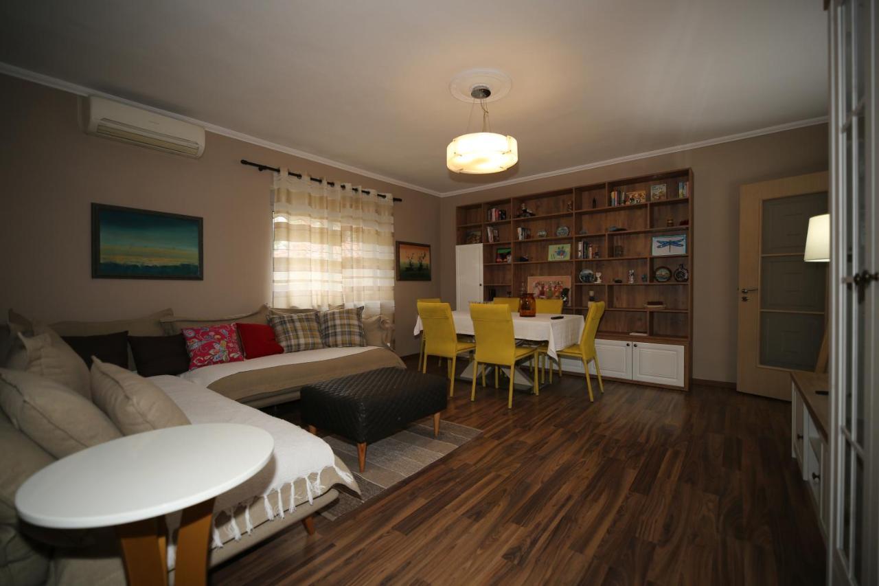 Eos Apartment ติรานา ภายนอก รูปภาพ